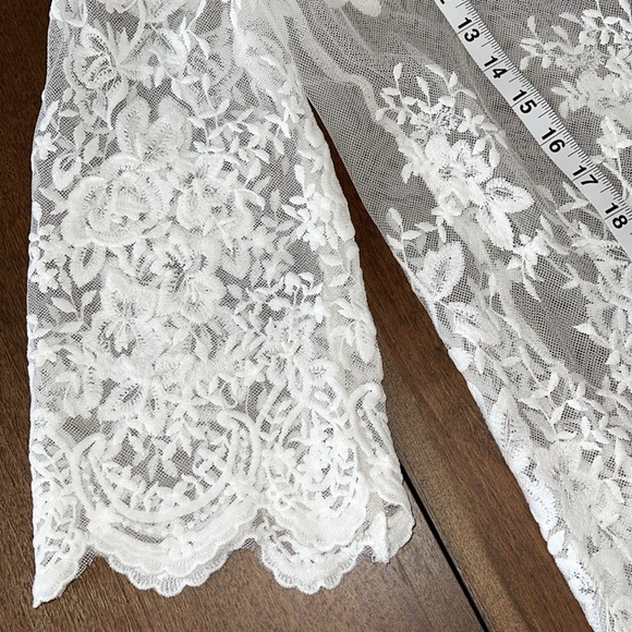 Suzanne Betro White Sheer Lace Tunic Sz. S - Picture 8 of 12